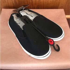 “New Arrivals” Children’s Girl’s Activ Pro Sneakers In size S black #14